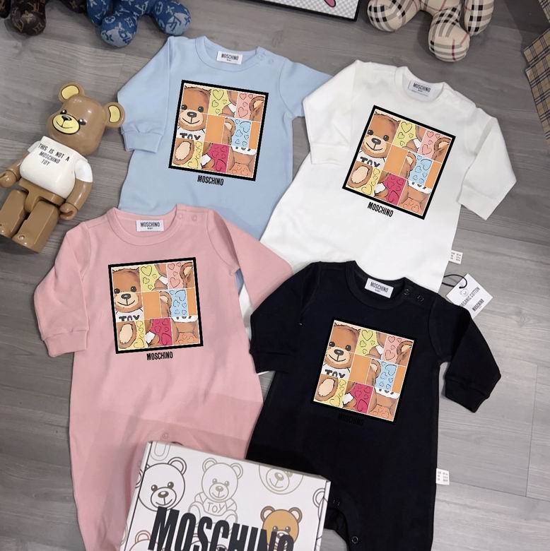 Moschino sz59 66 73 80 85 90 23